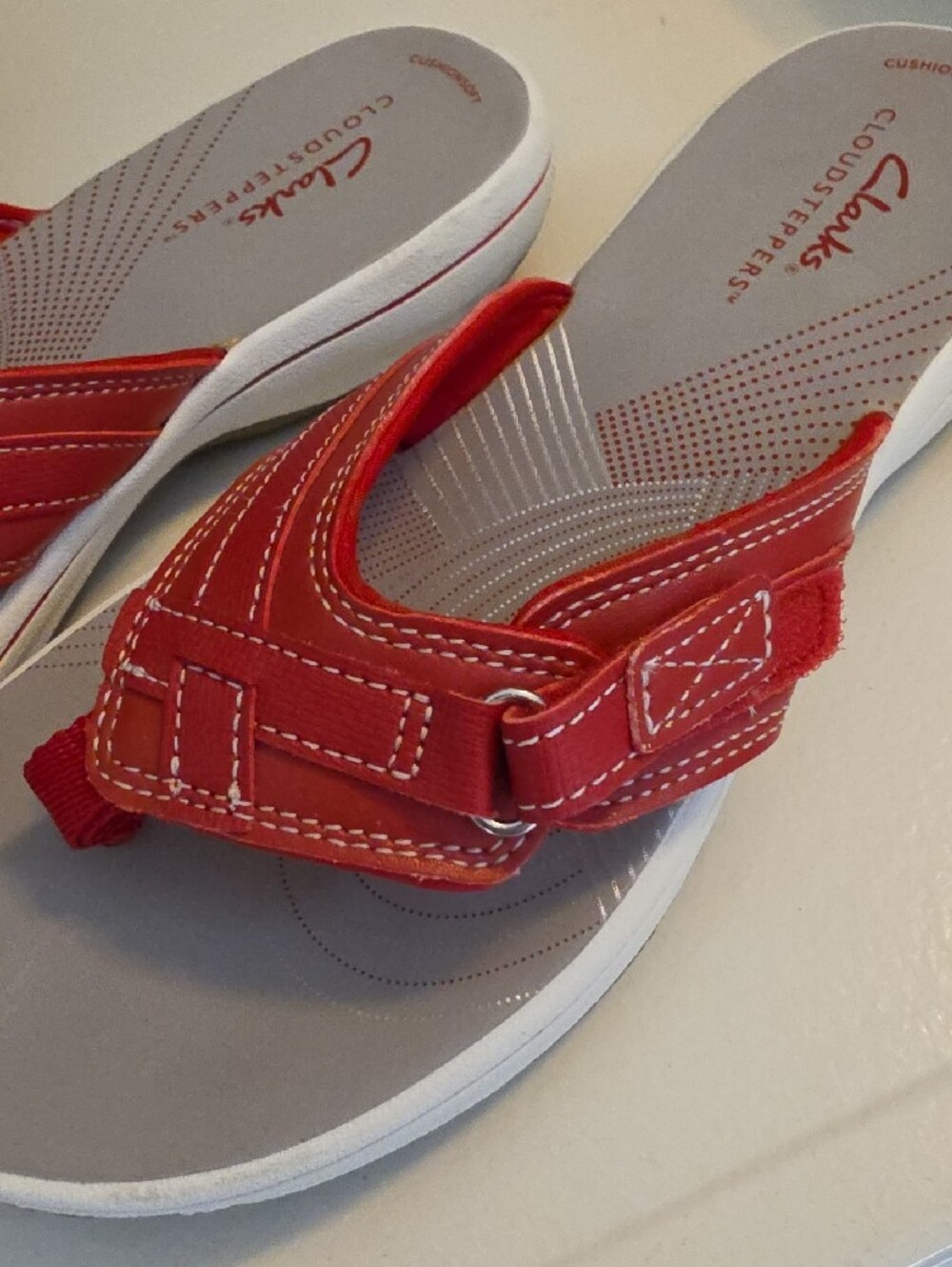 Clarks Red and Gray Women's Thong Sandals - Picture 2 of 5